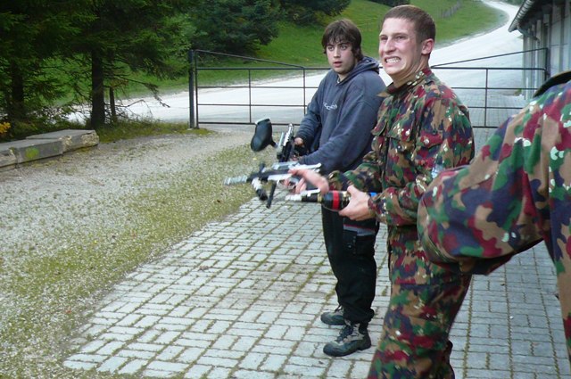 Paintball_Tram_07_10_07_36